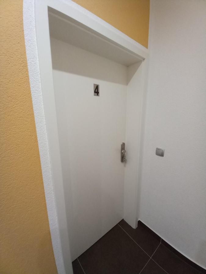 וודיצה Apartmani Tropical מראה חיצוני תמונה