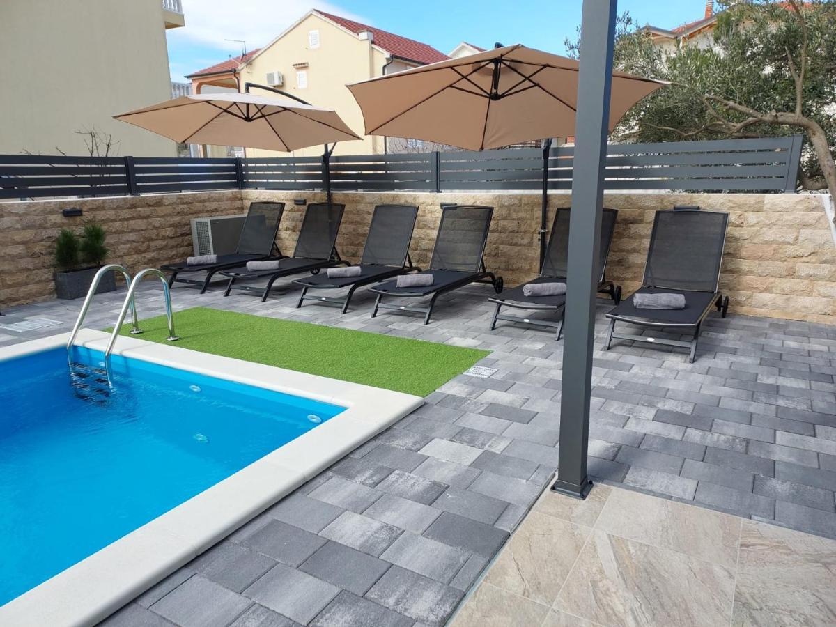 וודיצה Apartmani Tropical מראה חיצוני תמונה