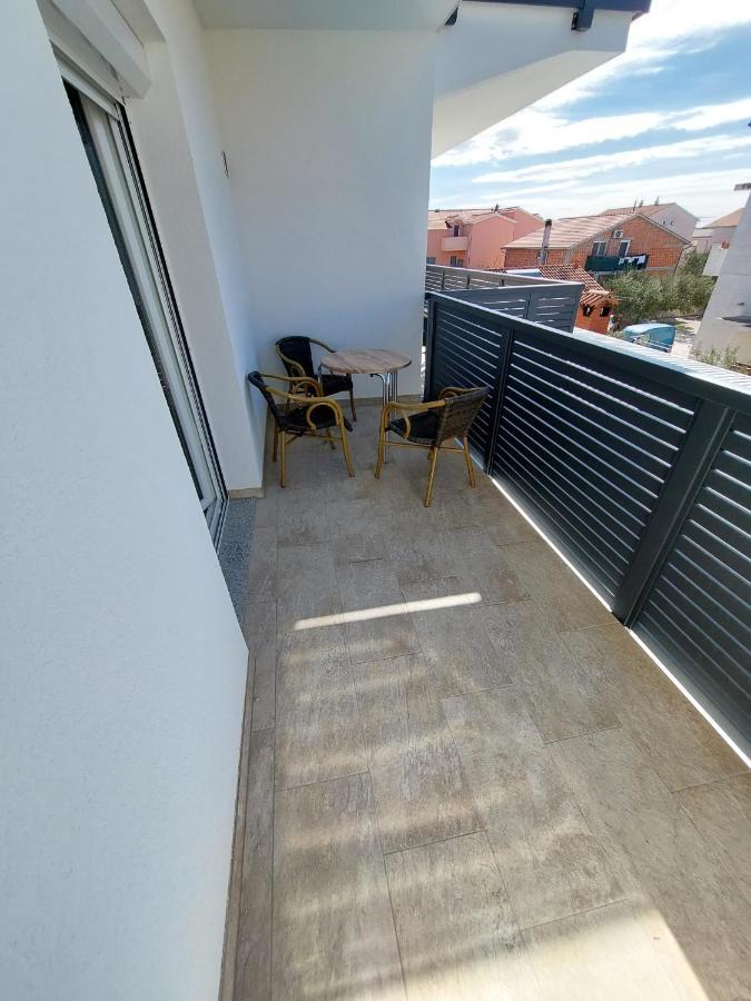 וודיצה Apartmani Tropical מראה חיצוני תמונה